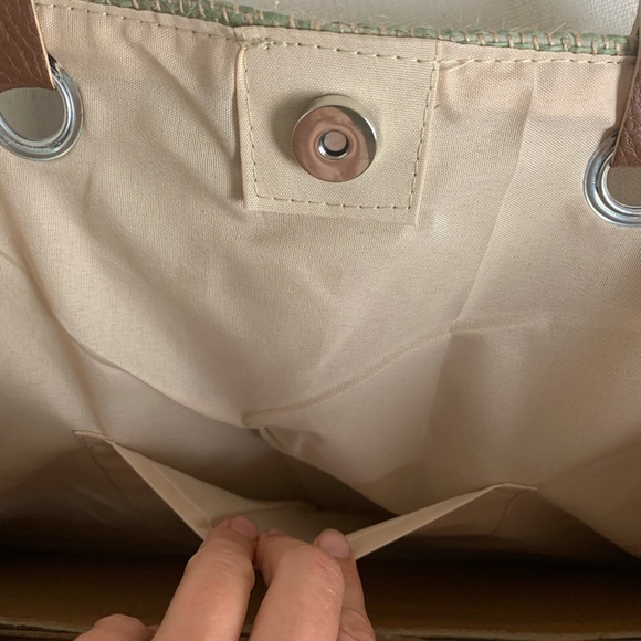 NWT Woven Tote - Picture 6 of 8